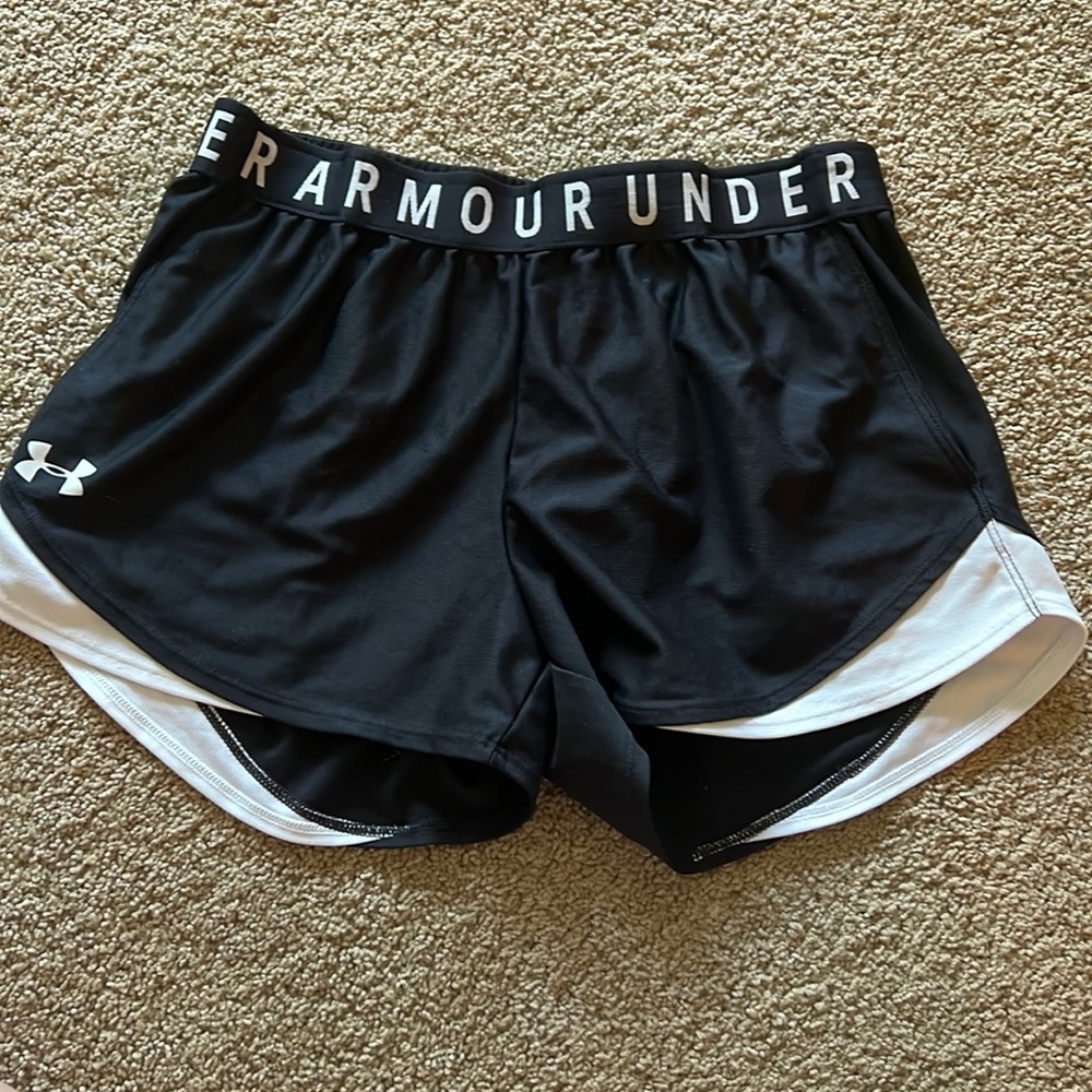 Under Armour black womens shorts- size medium